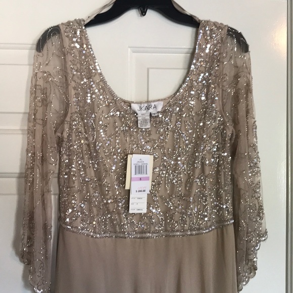 Jkara evening gown - size 6 - new never worn - Picture 4 of 6